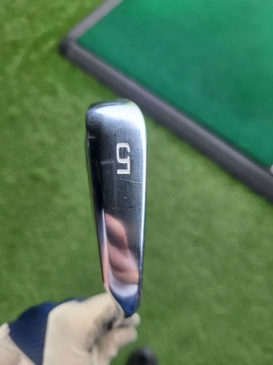 mizuno 243 irons - Image 4