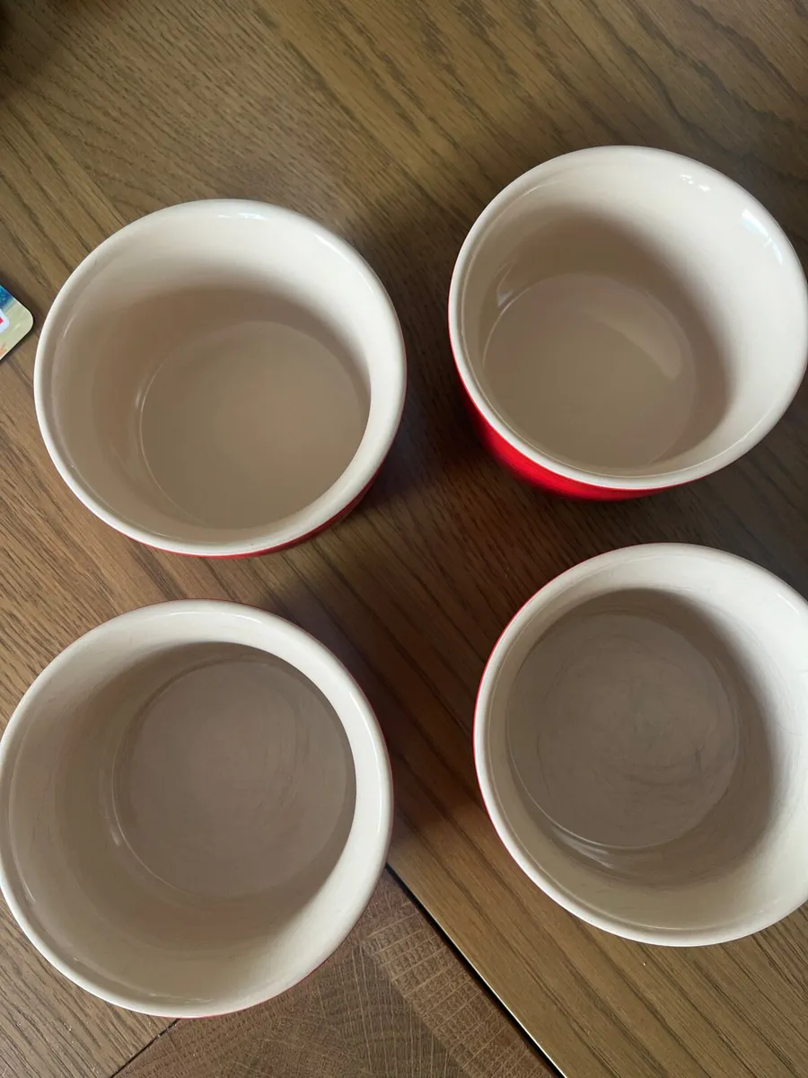 4 Le Creuset Ramekins - Image 3