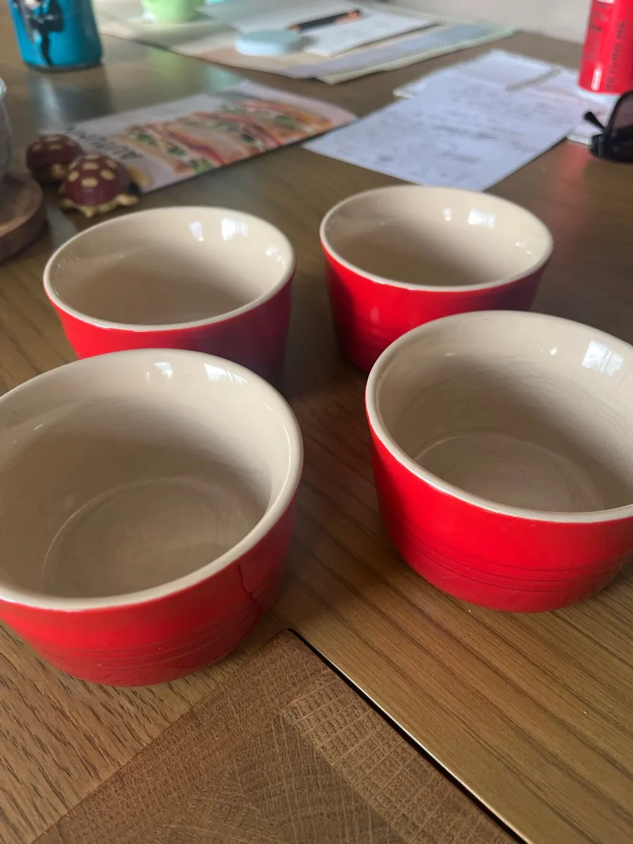 4 Le Creuset Ramekins - Image 4