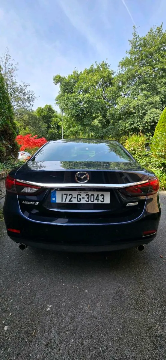 Car - Image 2