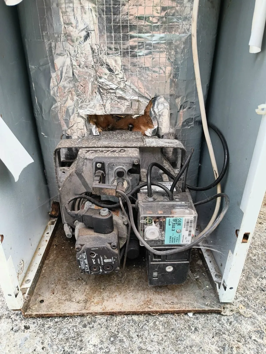 Worcester Bosch 50/70 Oil Boiler - Image 4