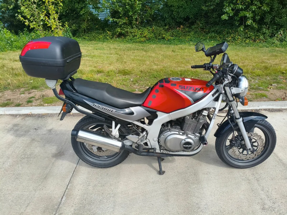 2002 Suzuki GS 500 - A2 Riders Licence - Image 1
