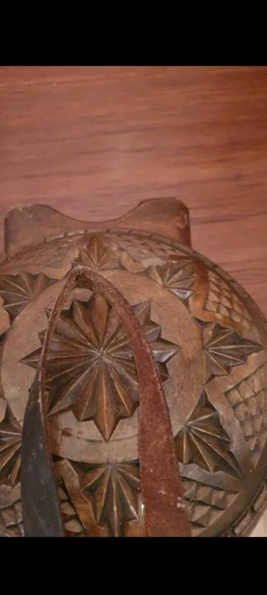 antique wine flask carved wood - Image 3