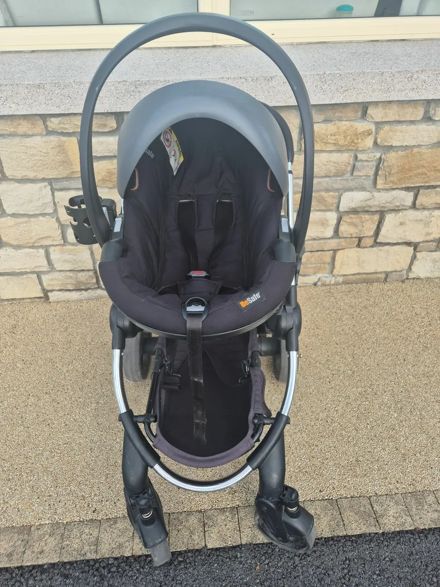 Buggy Travel System and Car Seat - Image 3