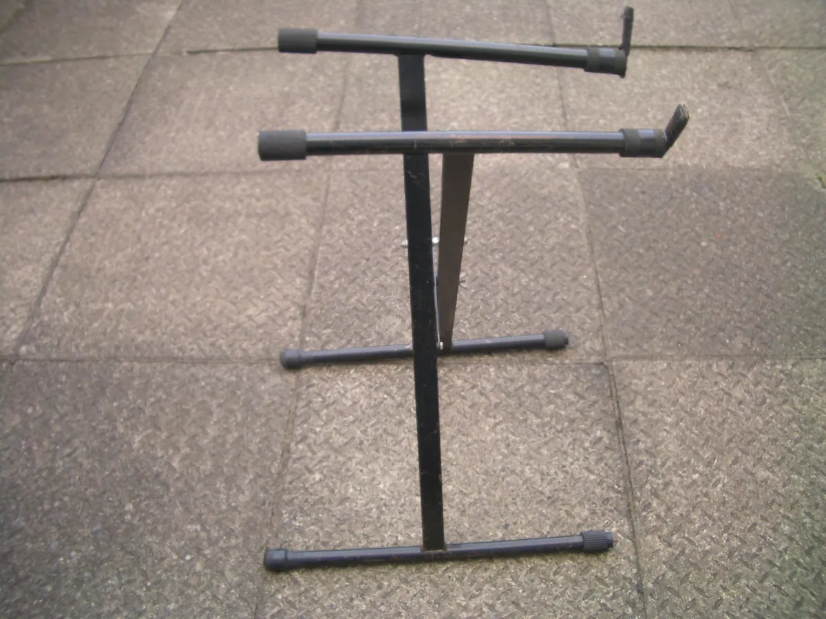 STAND FOR AMPLIFIER / KEYBOARD - Image 2