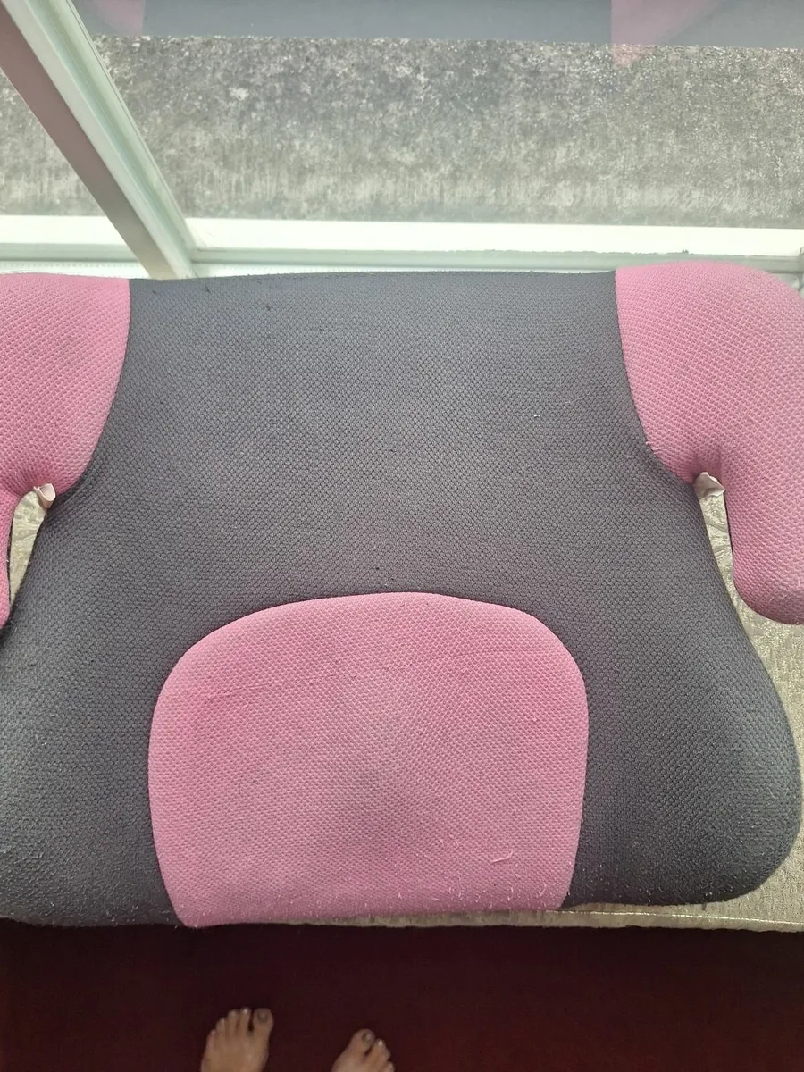 Booster seat - Image 3