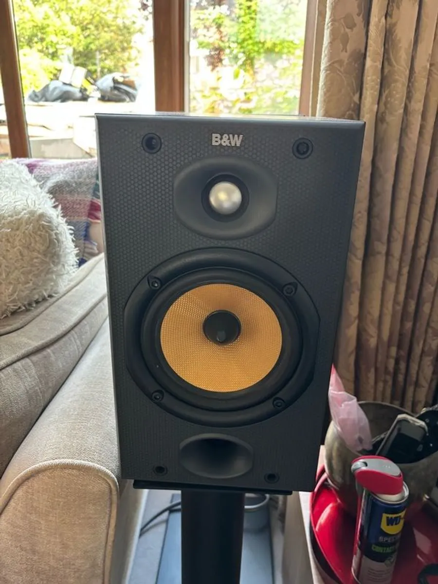 Bowers & Wilkins DM 601 S2 speakers - Image 1