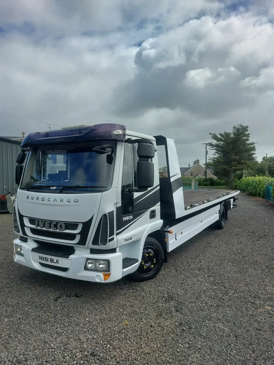 2011 Iveco Eurocargo Automatic  Tilt and slide - Image 4