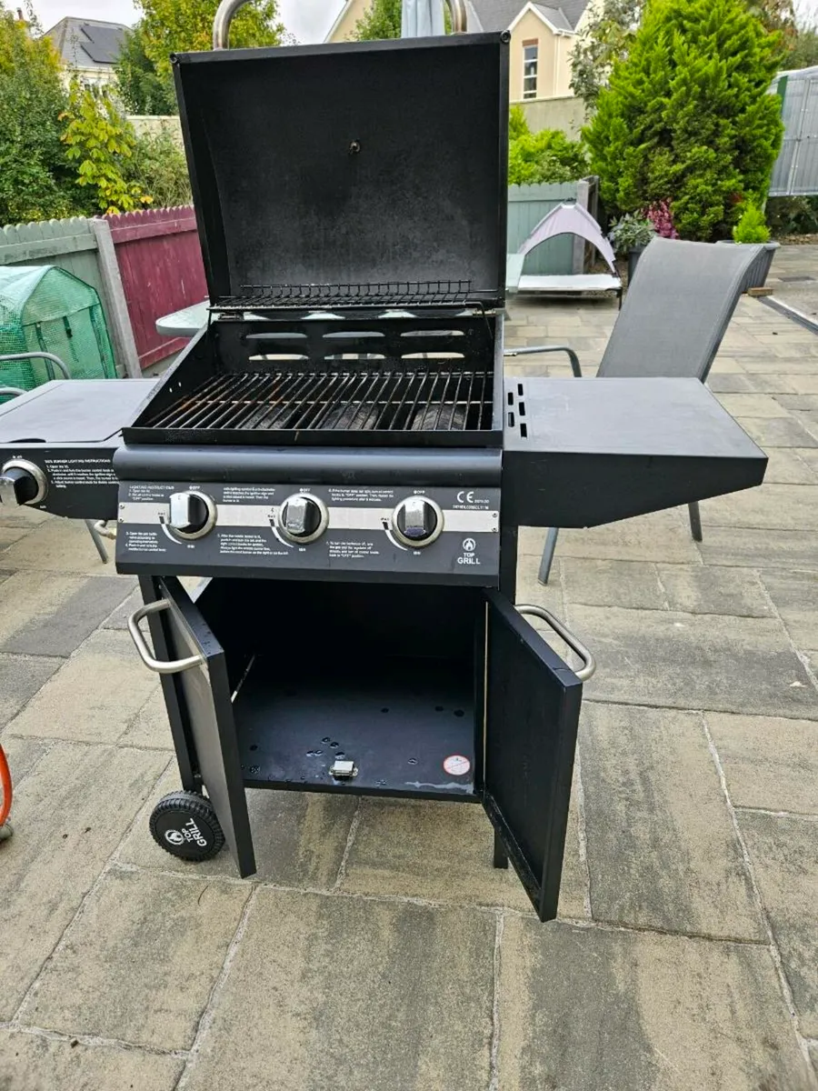 BBQ Top Grill - gone pending collection - Image 1
