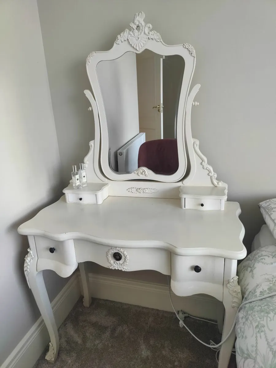 Dressing table - Image 2
