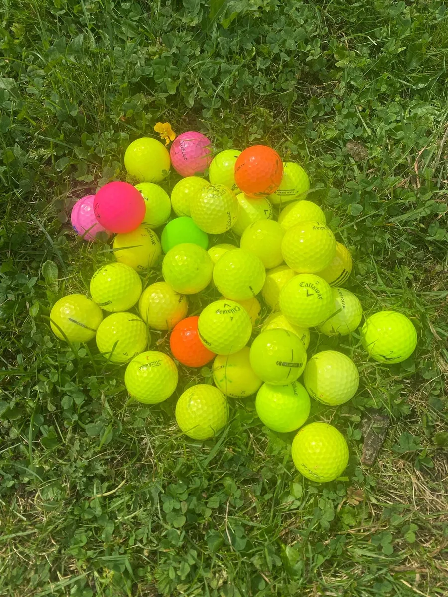 Coloured Golf Balls - Image 1