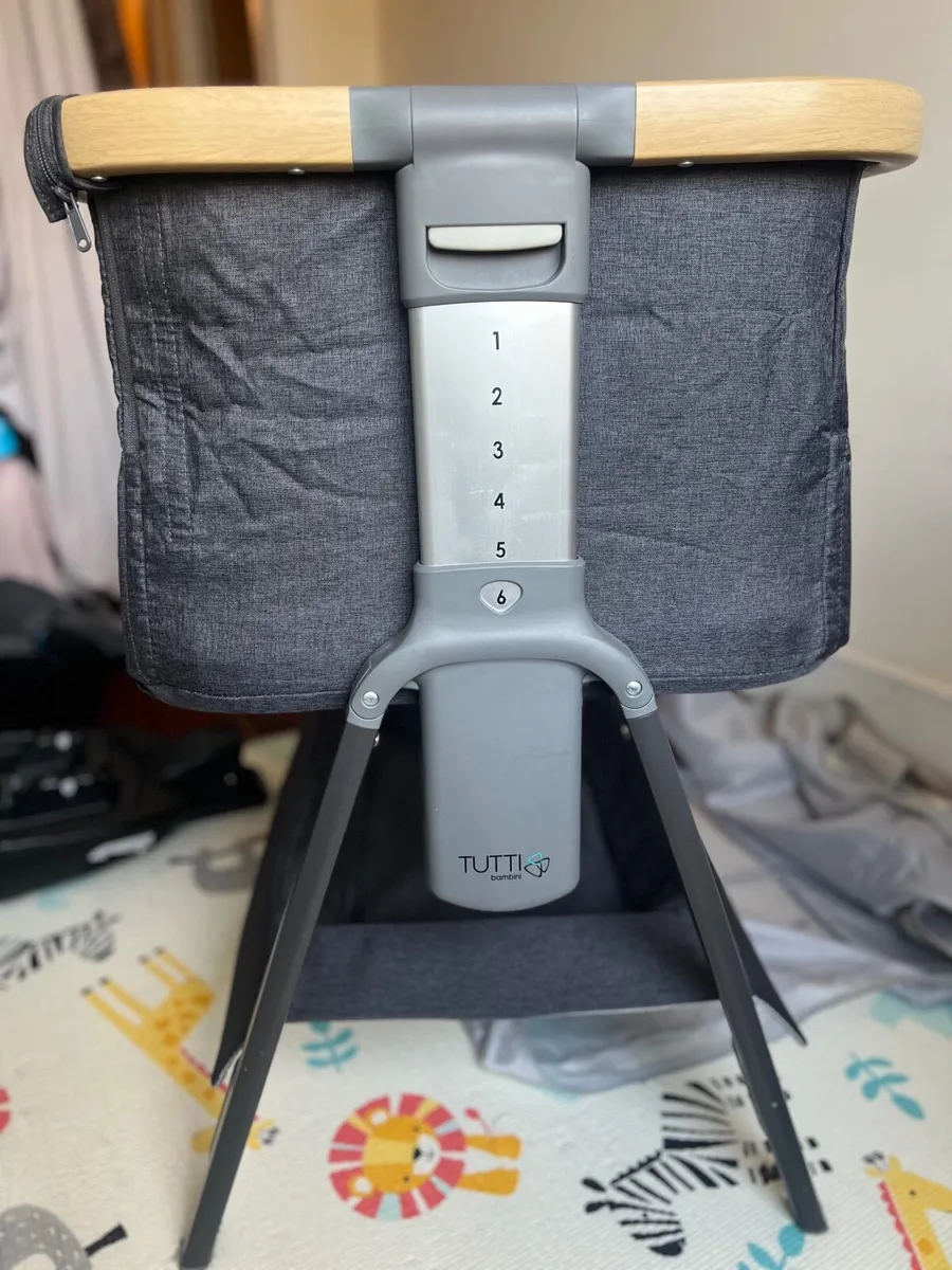 Bedside crib - Image 3