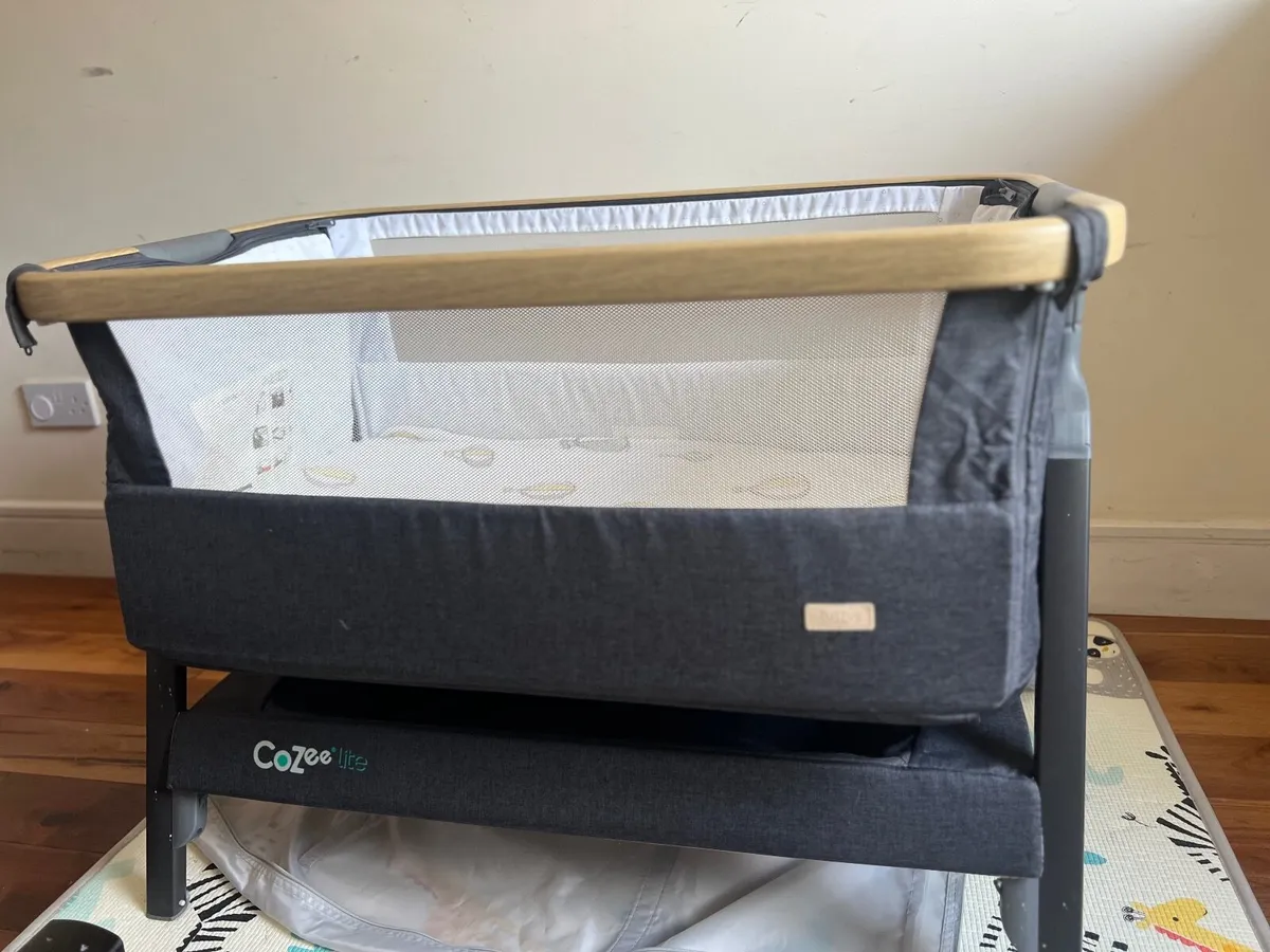 Bedside crib - Image 2