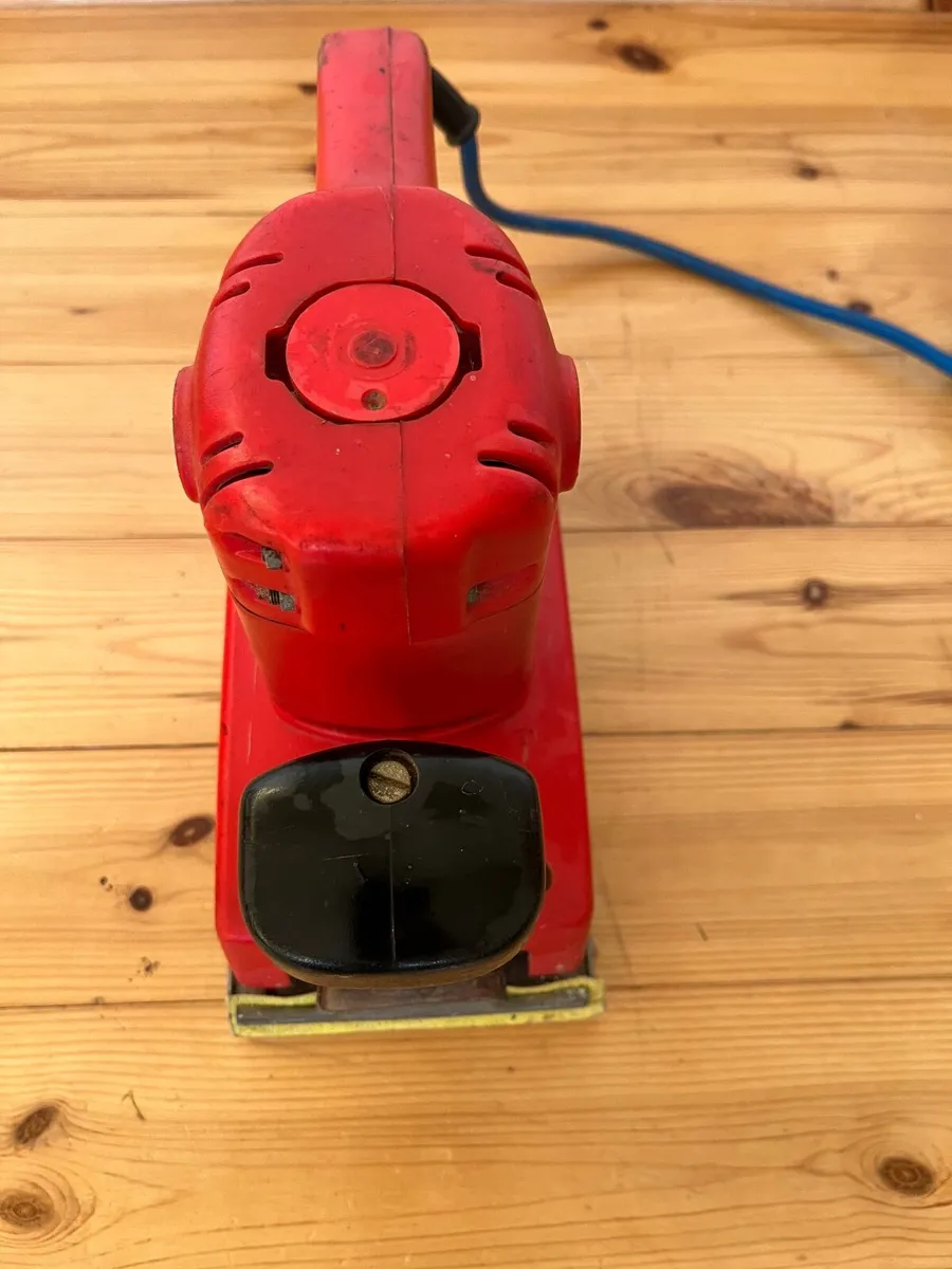 Wolf Sander for sale - Image 3