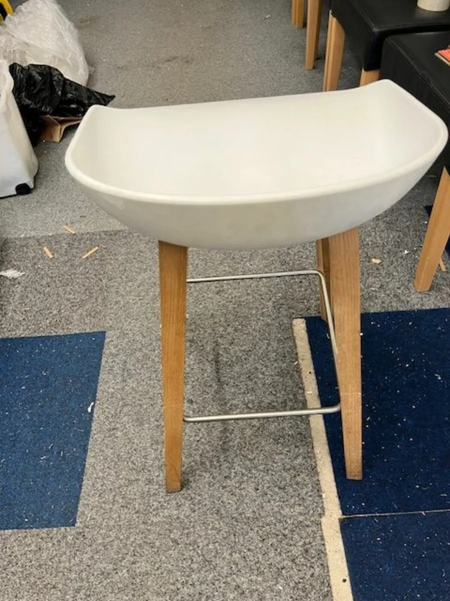 Stools - qty 4 - Image 1