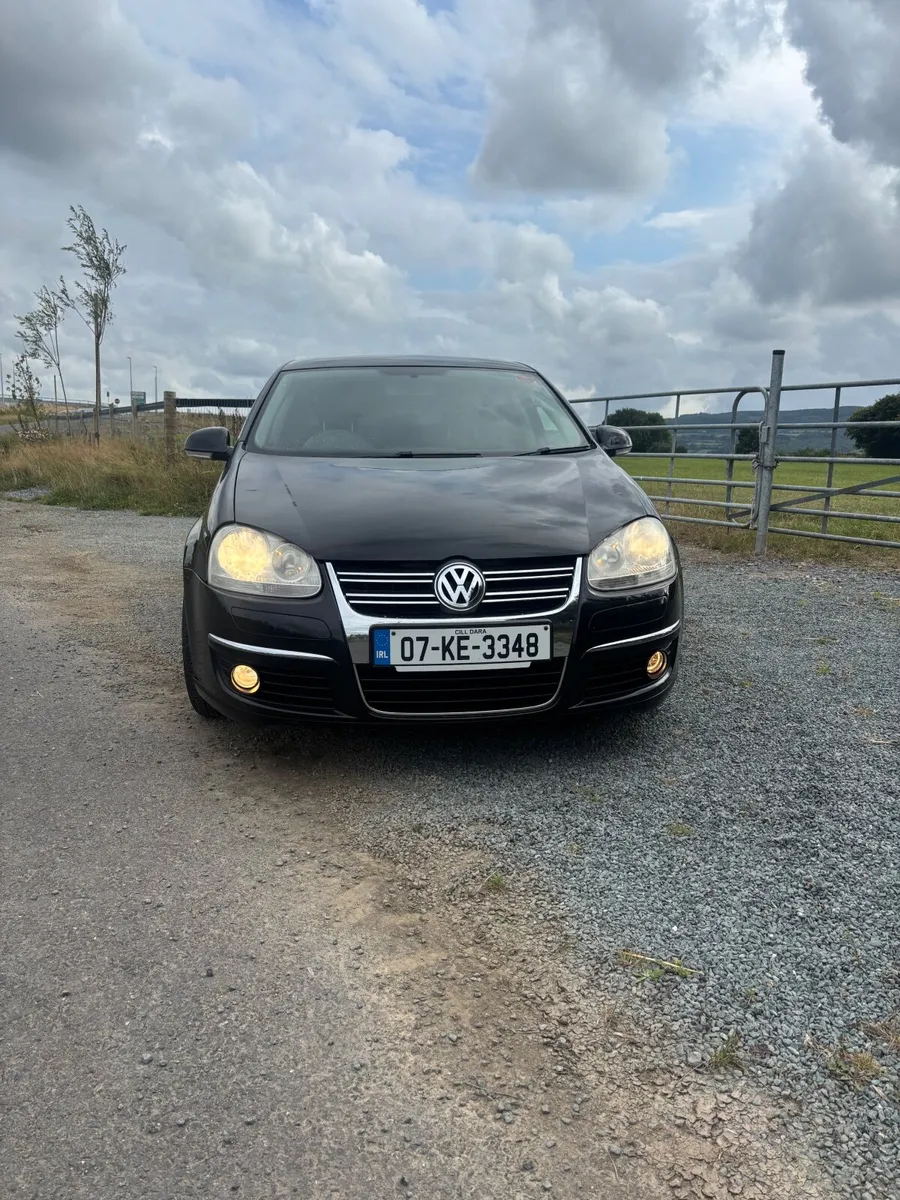 Volkswagen Jetta Twin Charged - Image 2