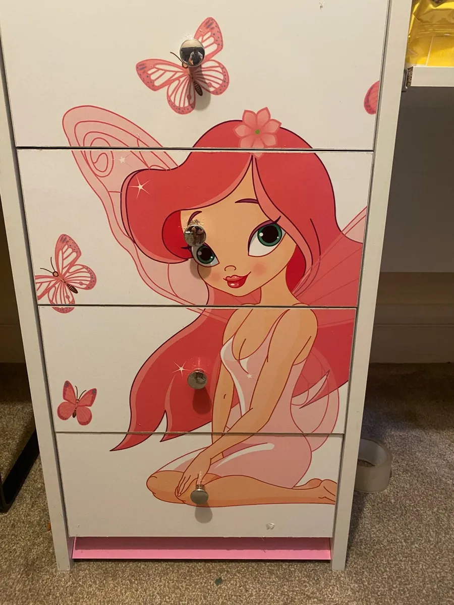 Kids desk for a girl - Image 1