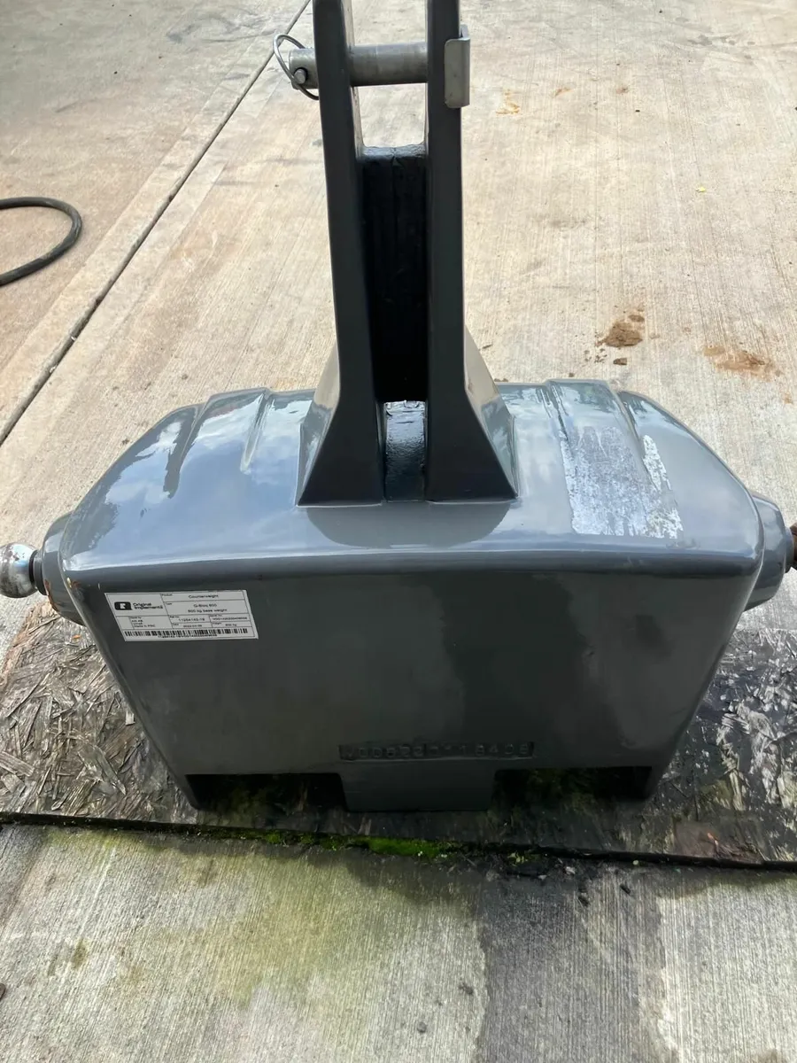 New Quicke 600kg Weight Block - Image 4