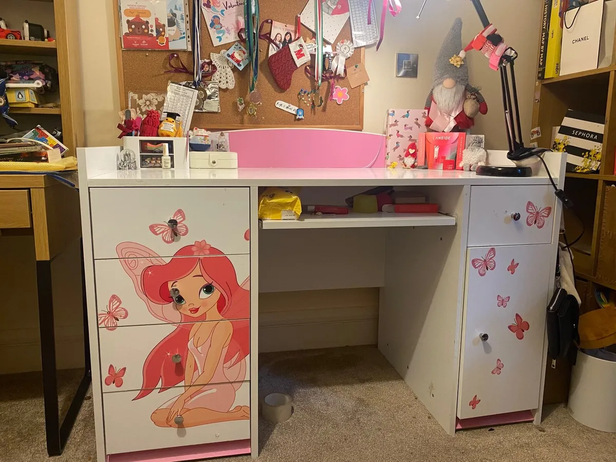 Kids desk for a girl - Image 3