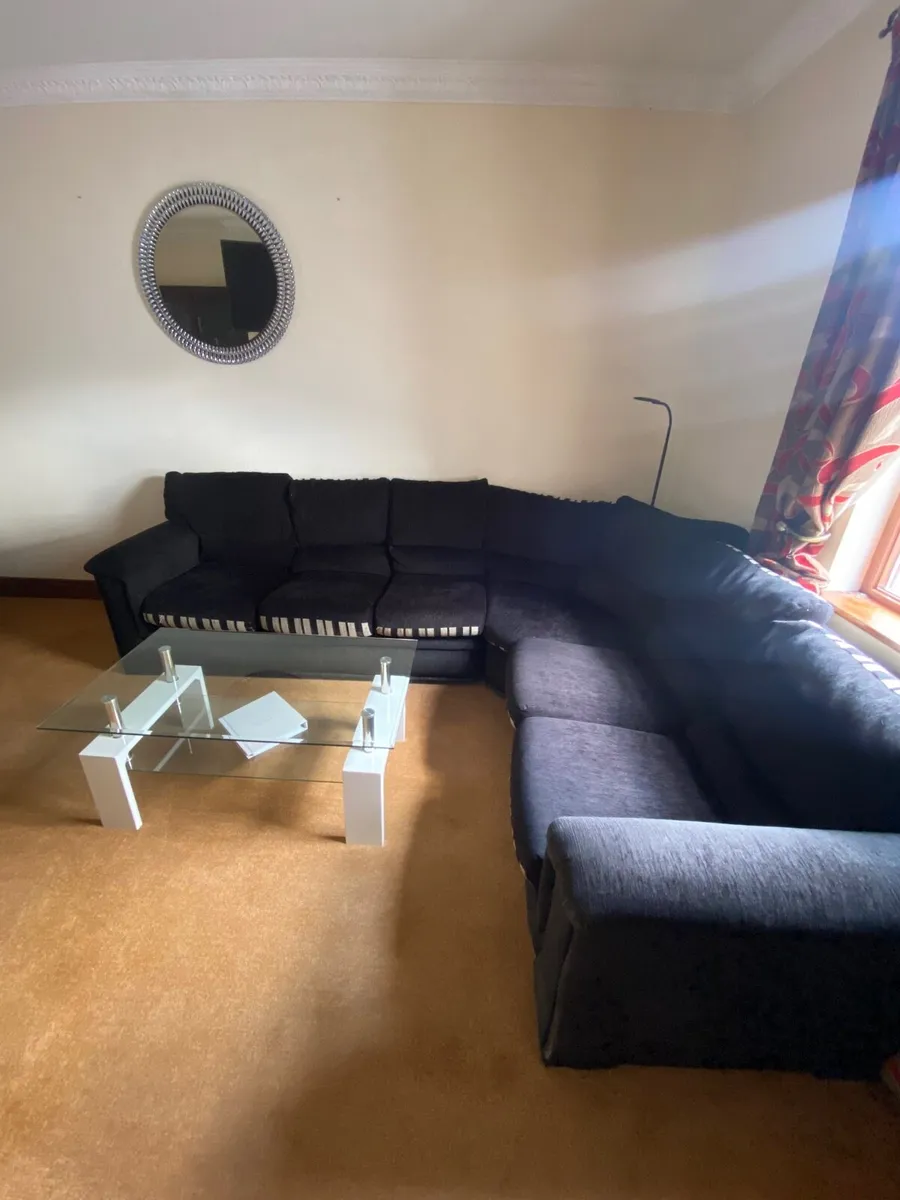 Large L Shaped couch - Image 2