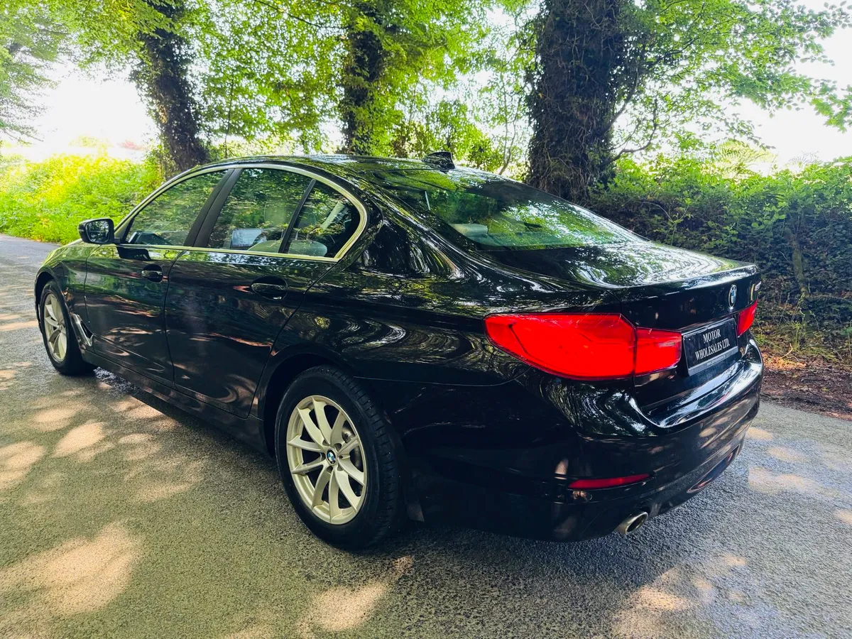 192 BMW 520D SE BLACK SAPPHIRE NEW NCT ! - Image 2