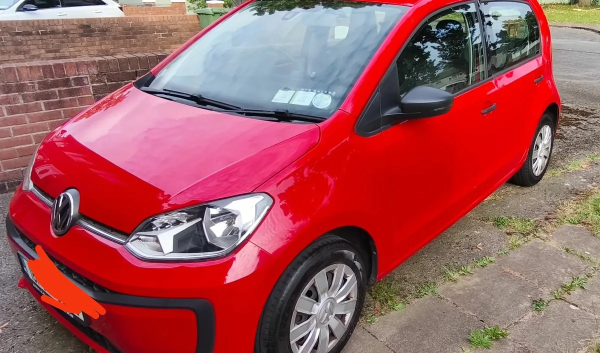 Volkswagen up! 2018 - Image 2