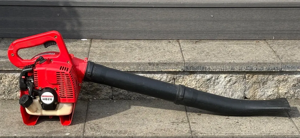Shibaura HB26 Petrol Leaf Blower - Image 1