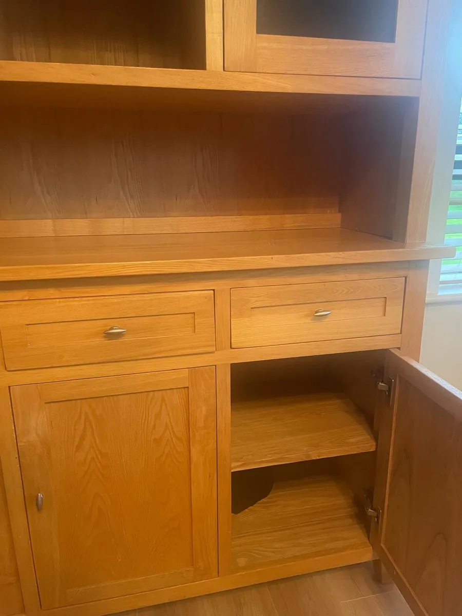 Oak display cabinet - Image 4