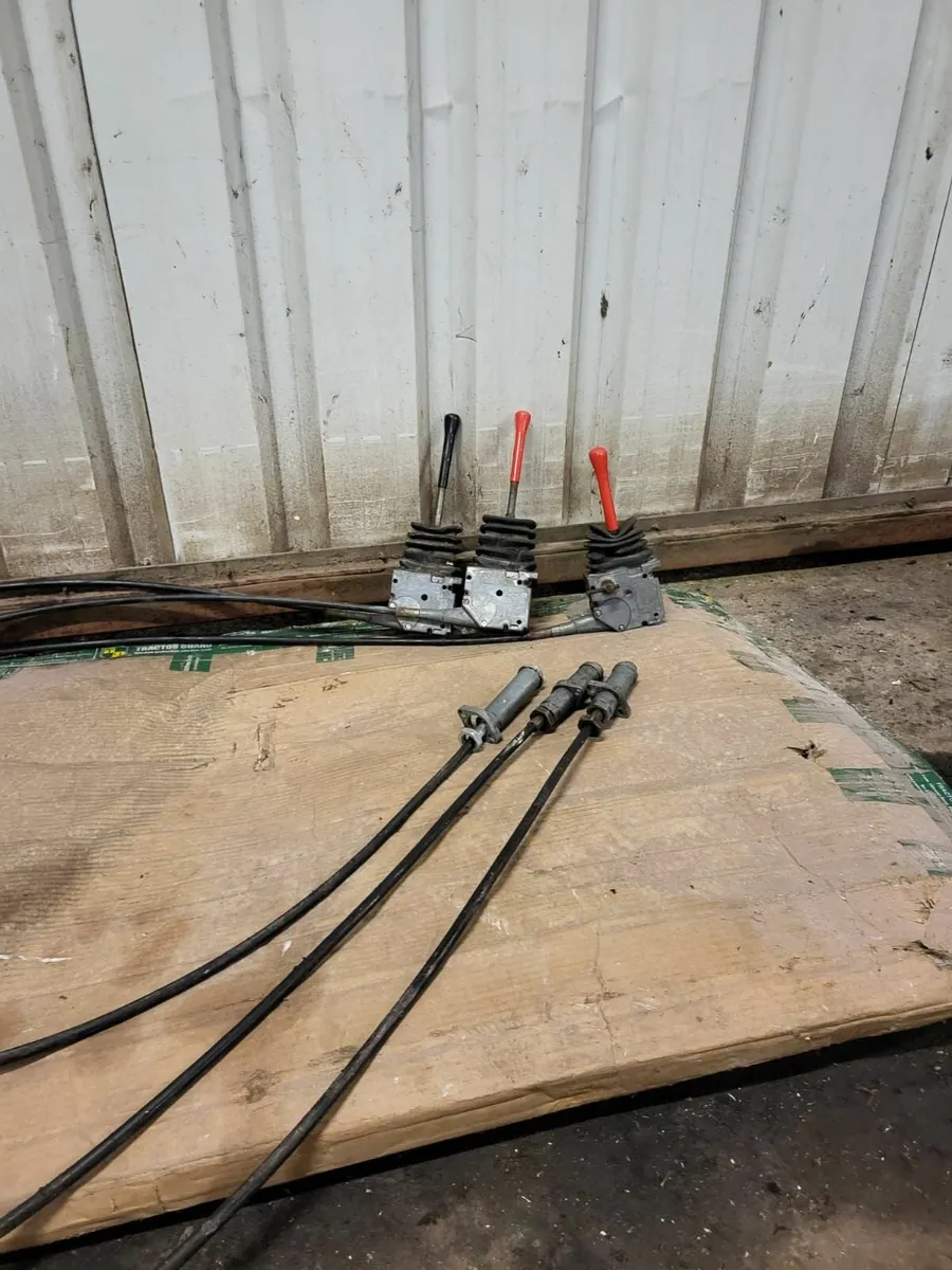 Hedge cutter cables - Image 2