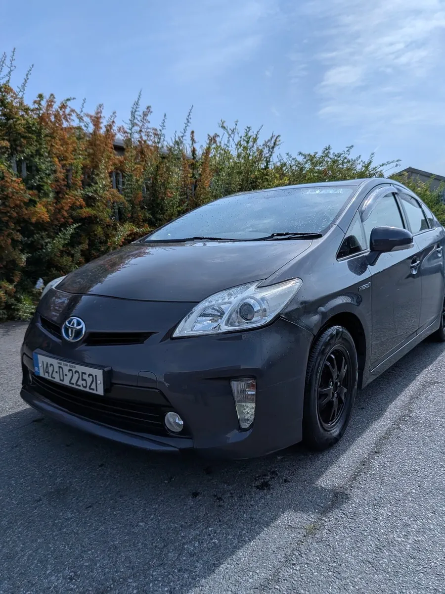 Toyota Prius Ex Taxi High Spec T3 Low Miles - Image 2
