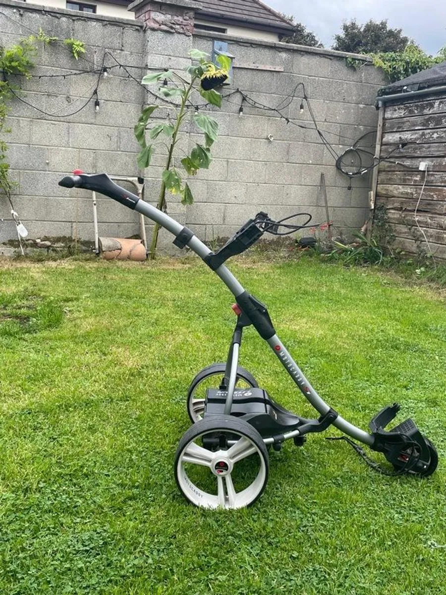 Motocaddy S1 Golf Trolley - Image 1