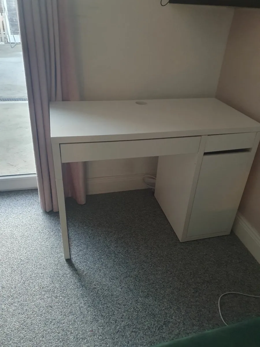Office desk