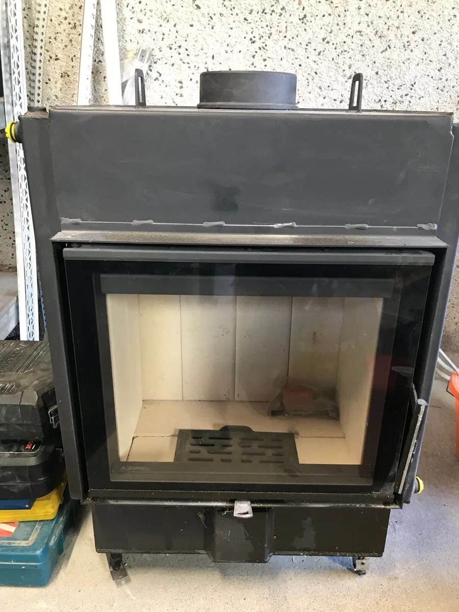 Stove - Image 1