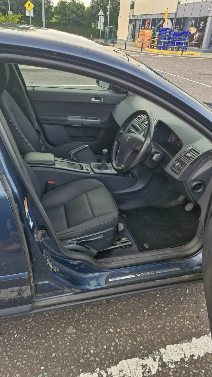 Volvo S40 2010 - Image 4