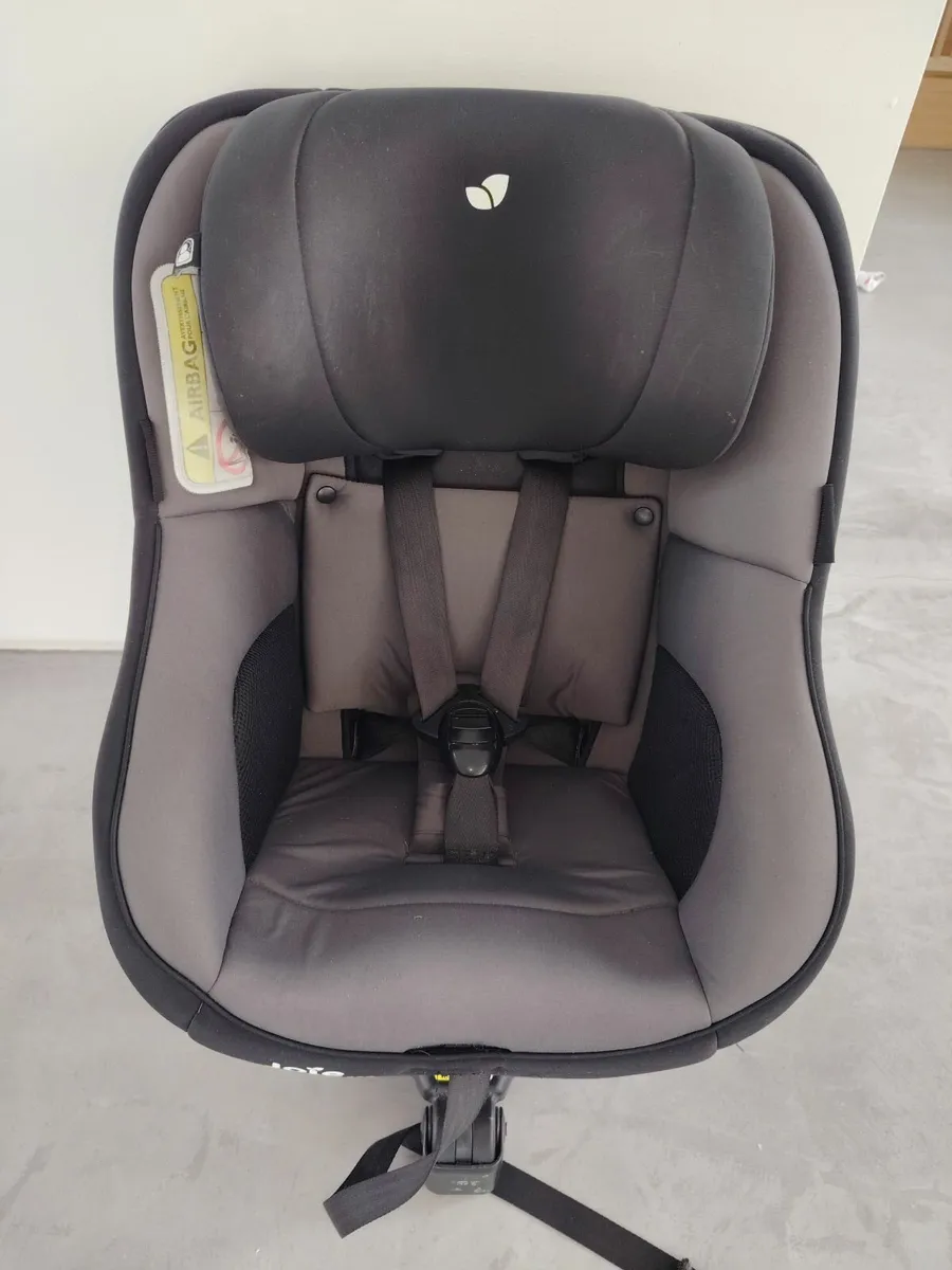 Joie 360 spin car seat - Image 2