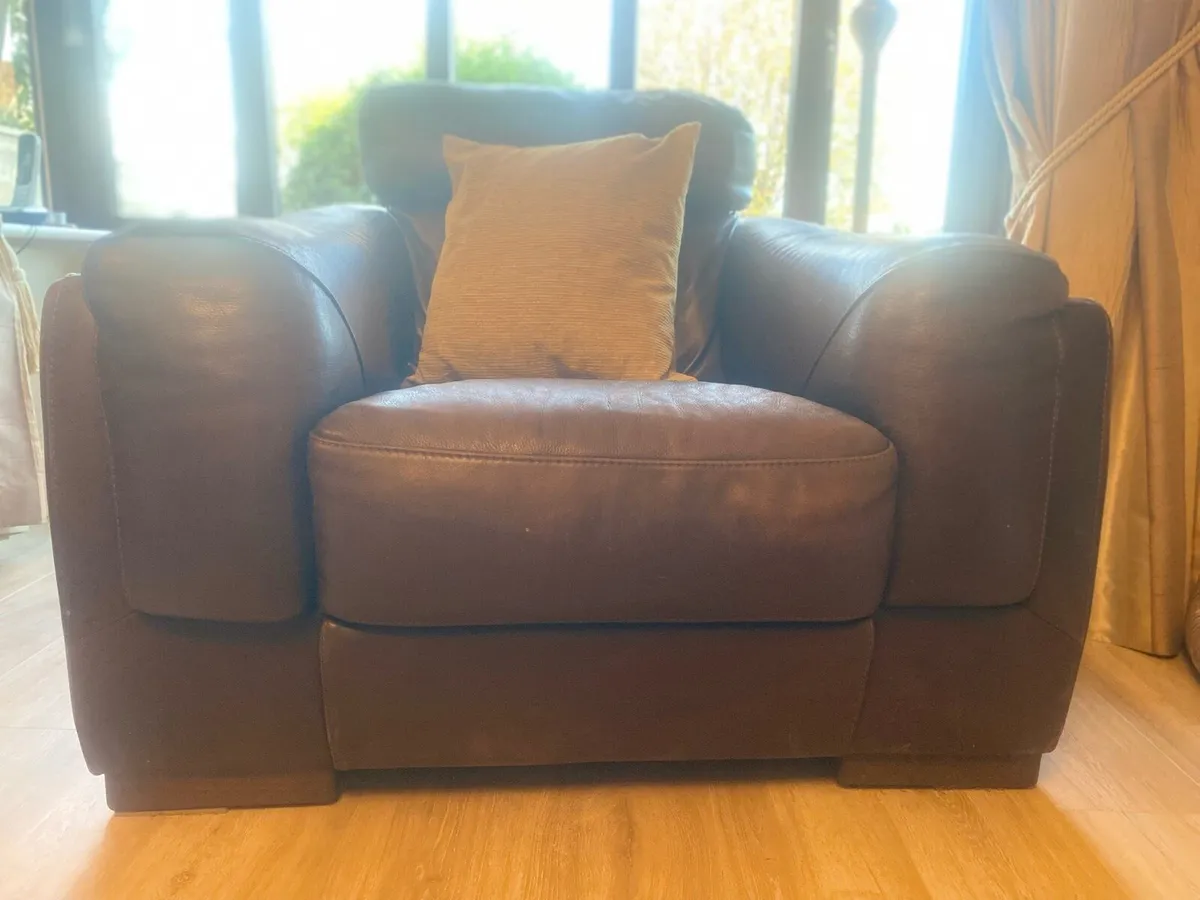 Italian Leather suite 3&2@1 - Image 3
