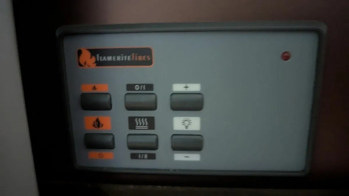 Electric Fireplace - Image 3