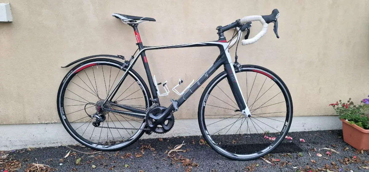 Cube Litening Carbon with Ultegra 58cm - Image 1