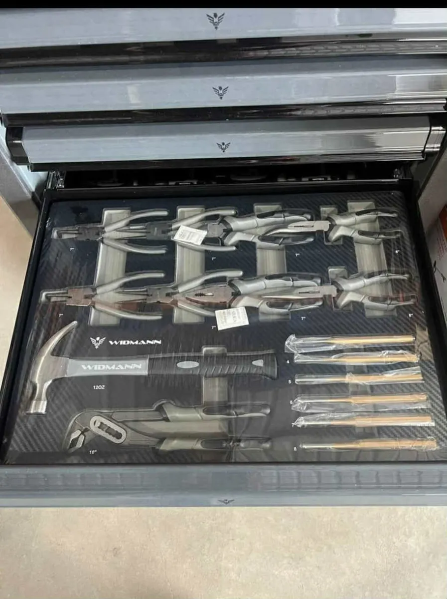 New German toolbox free delivery - Image 4