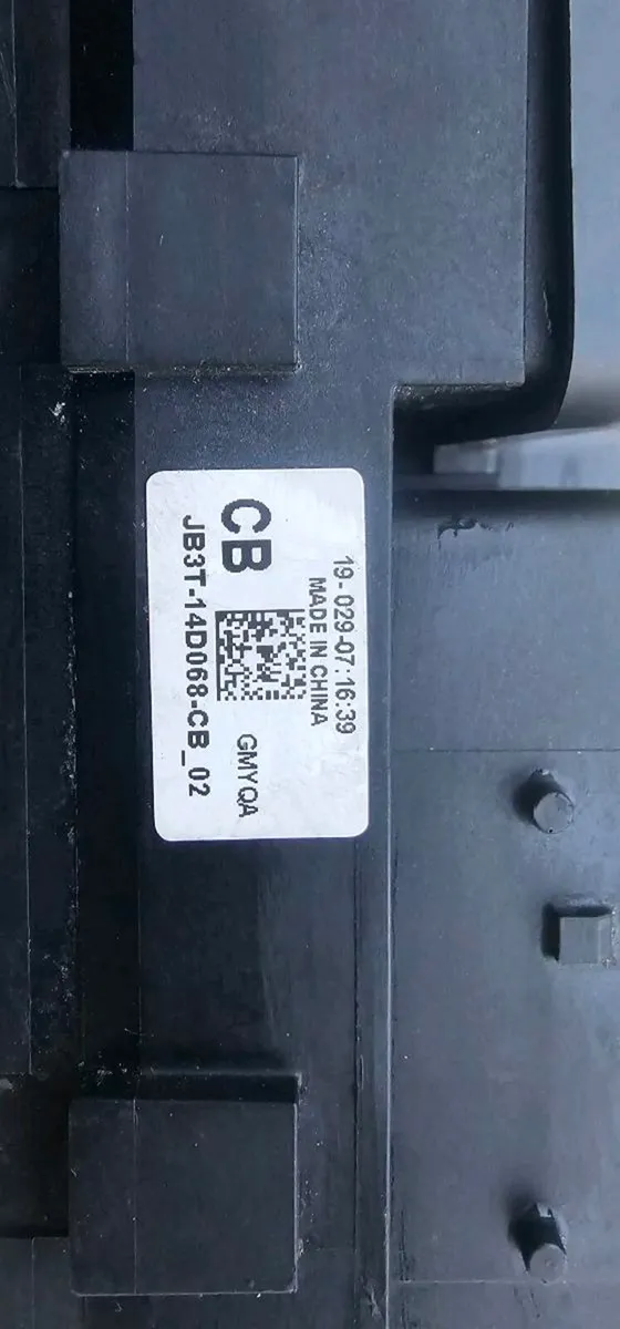 Ford Ranger fuse box. - Image 3