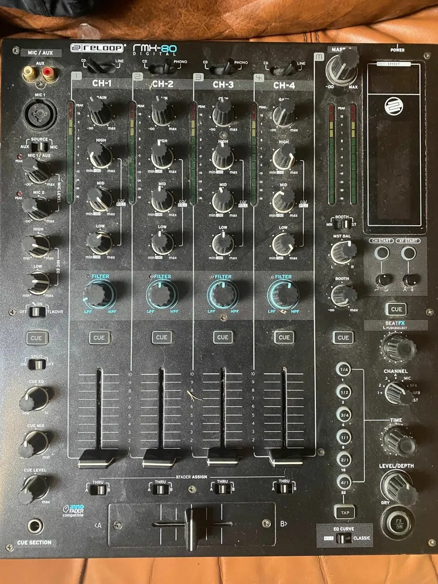 Dj mixer - Image 1