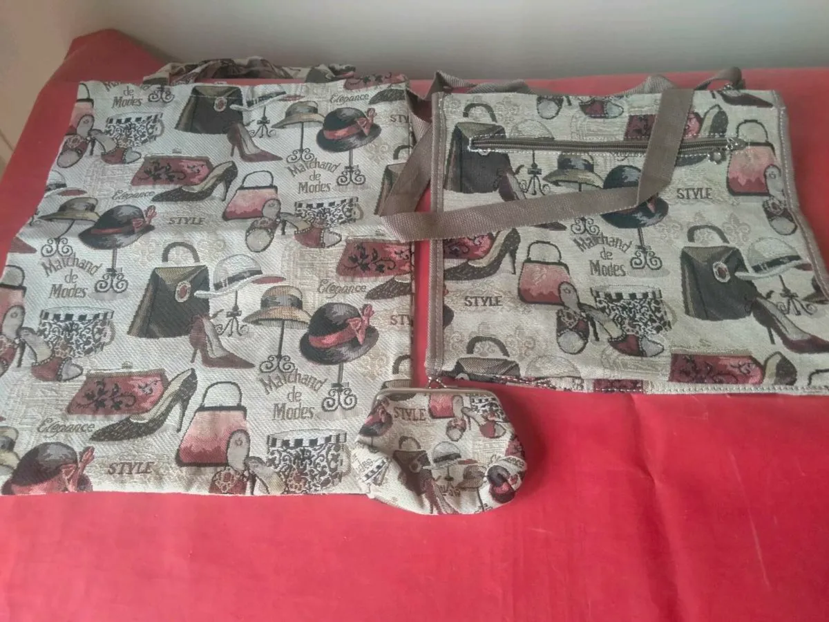 Tapestry bags - Image 1