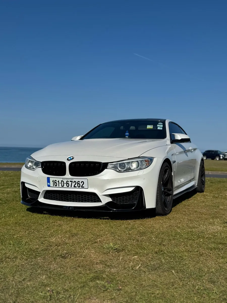 BMW M4 2016 - Image 2