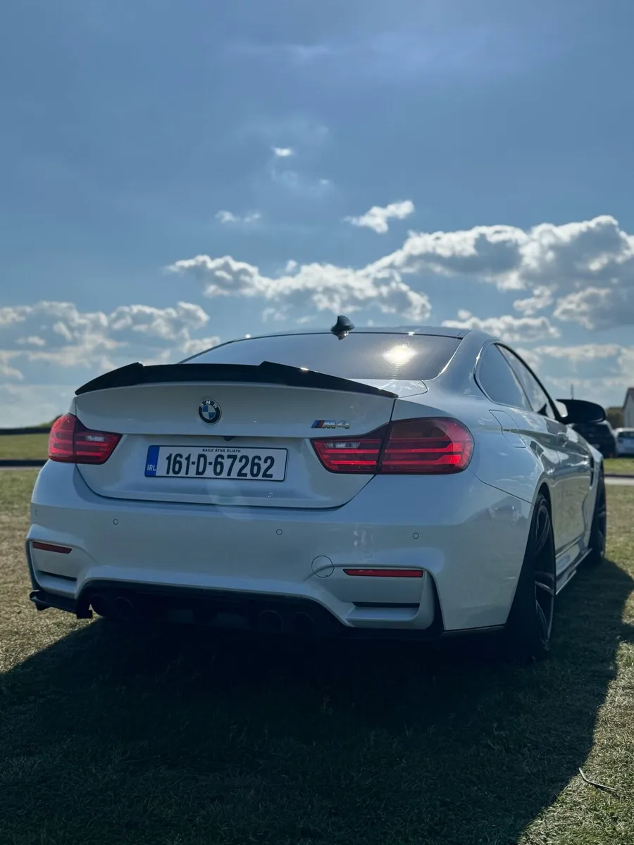 BMW M4 2016 - Image 4