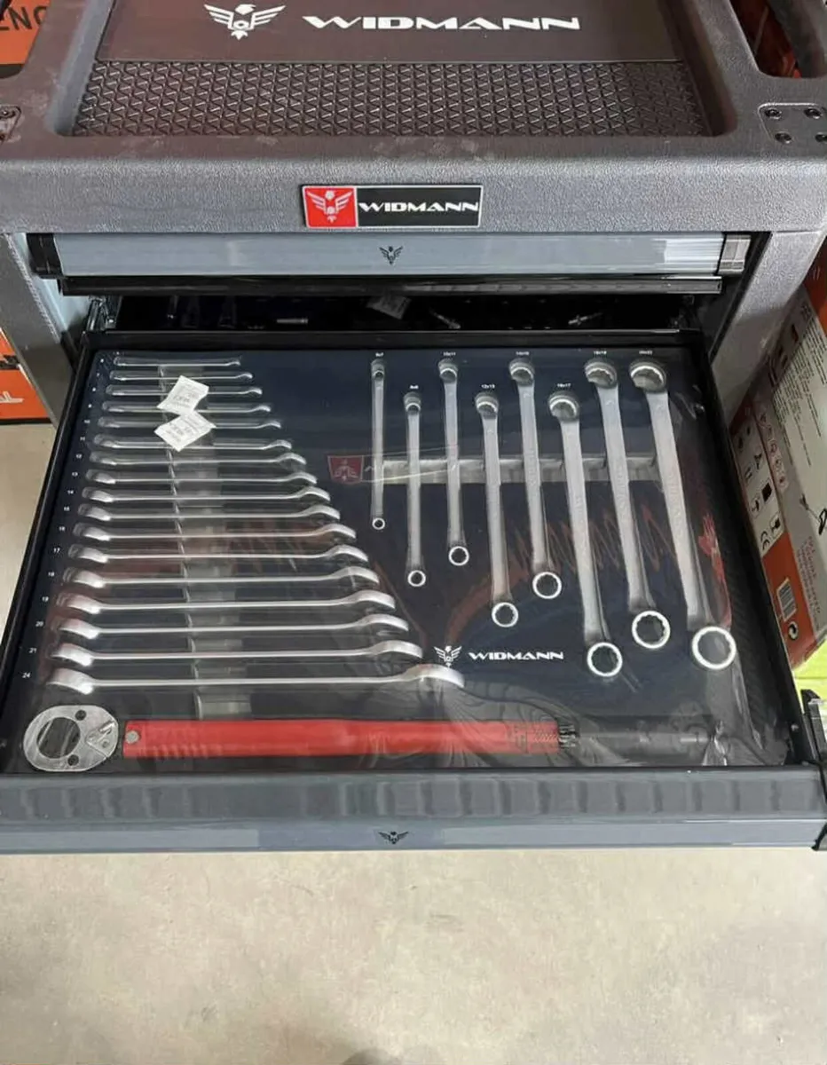 New German toolbox free delivery - Image 2