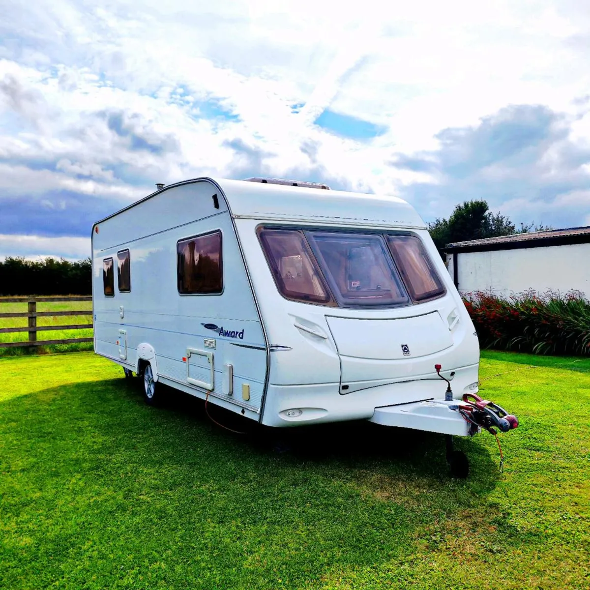 Swift Ace Award Nightstar - Image 2