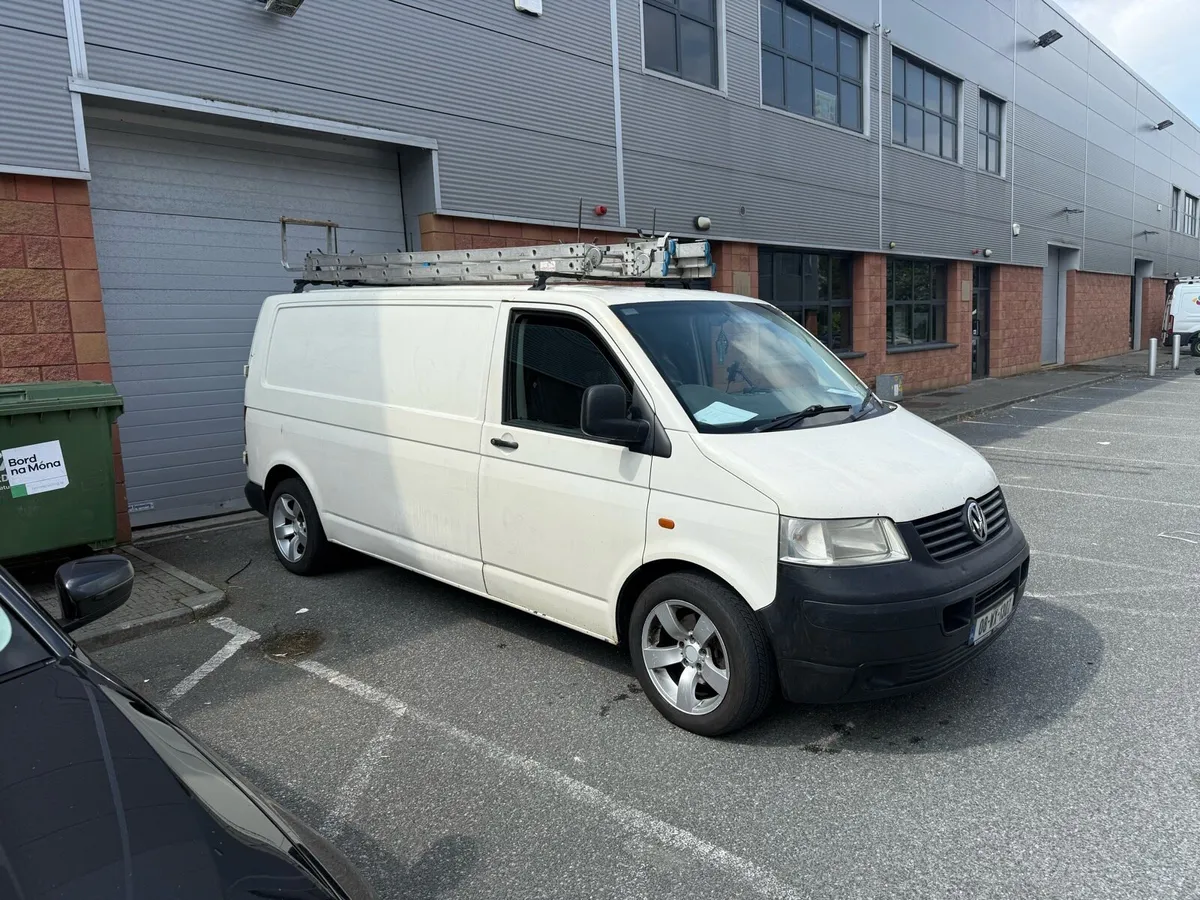Volkswagen Transporter - Image 1