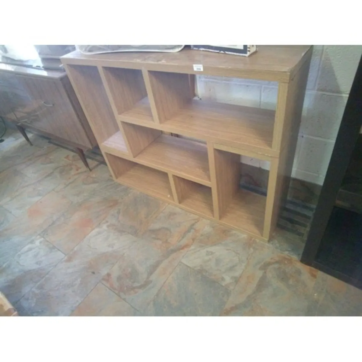 Shelves units