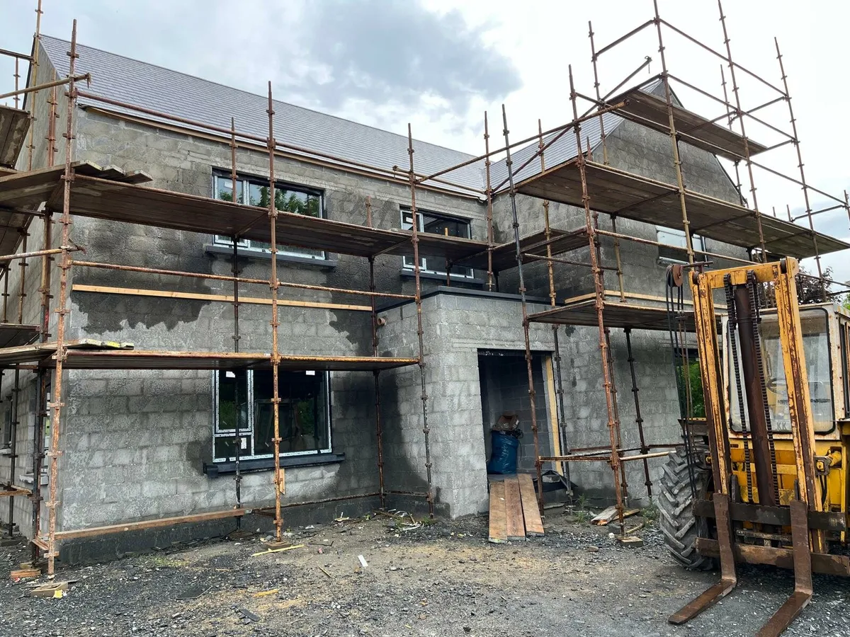 Scaffolding for house up to 3000 sq feet - Image 1