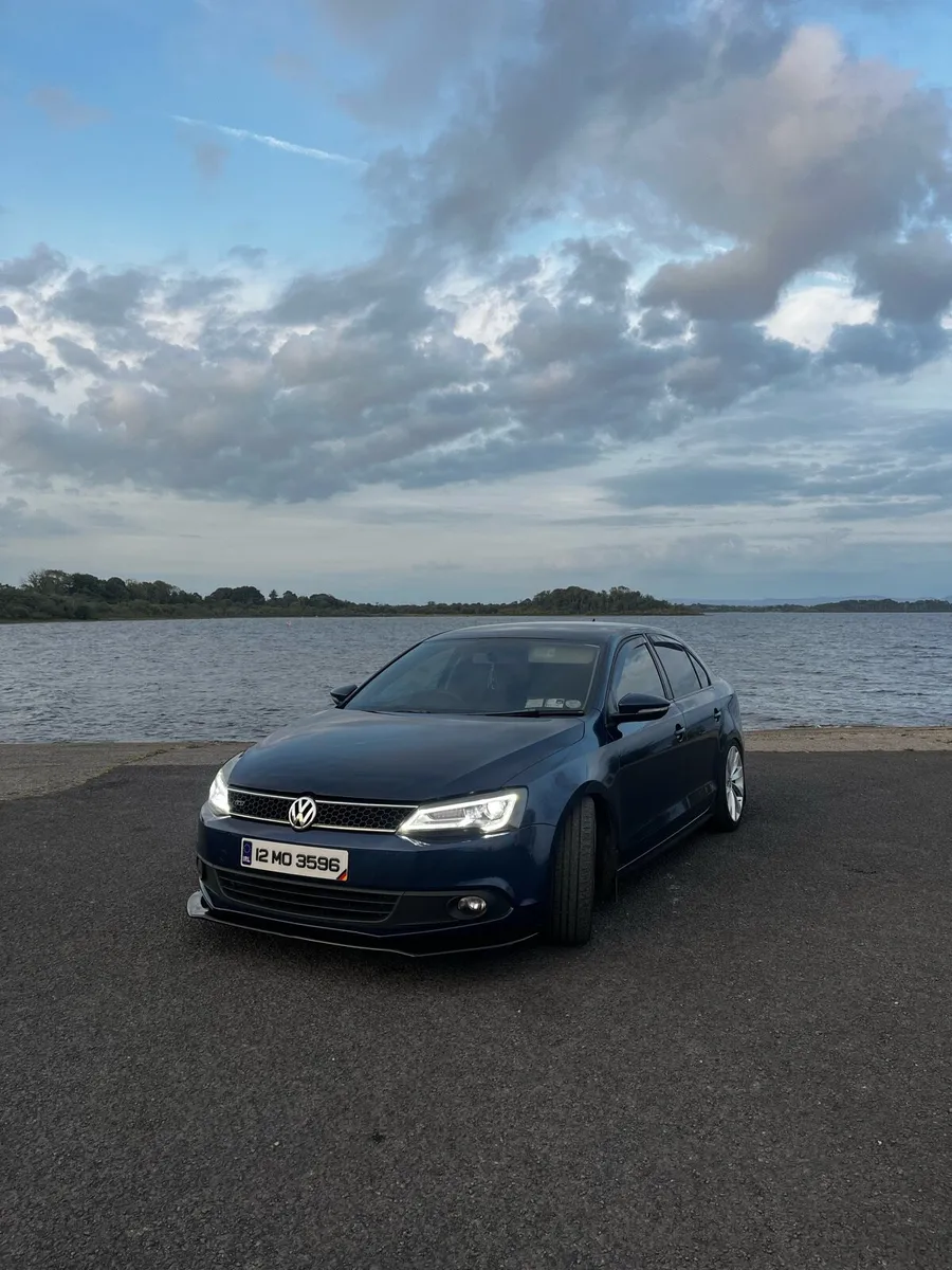 Volkswagen mk6 Jetta 2012 - Image 1